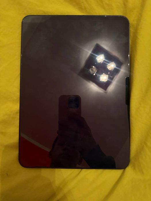 ipad Pro 11 (M5) Wi-Fi + Cellular ( 256 )