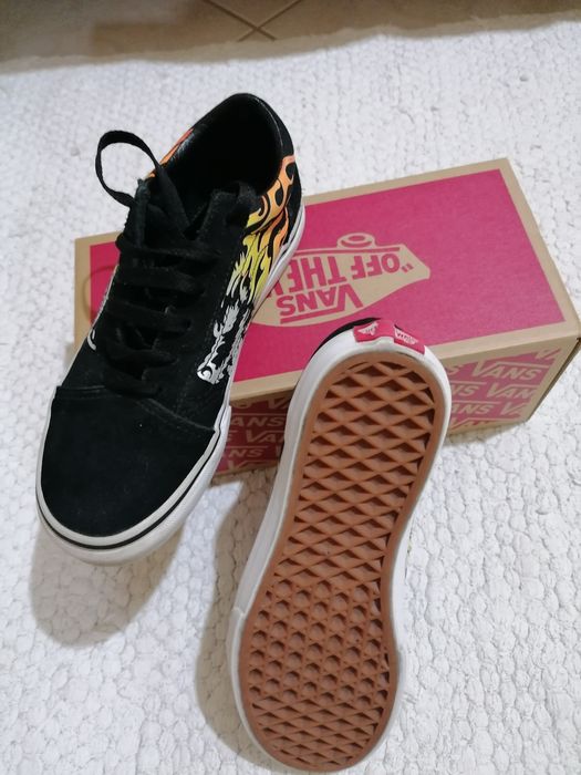 Tênis Vans Old Skool