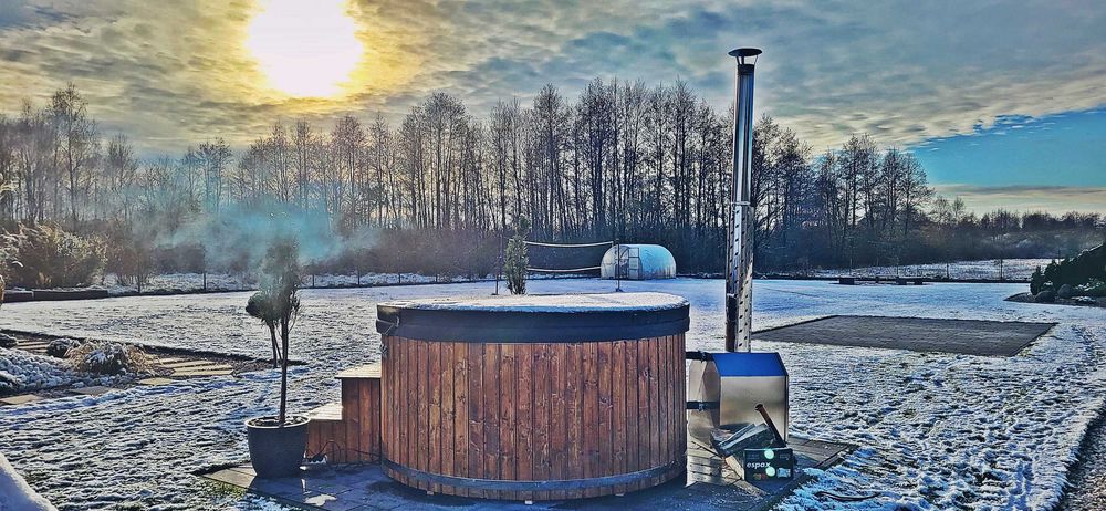 WIETRZENIE MAGAZYNÓW balia JACUZZI od Ręki wszystko w cenie RATY 0 % gratis Huśtawka
