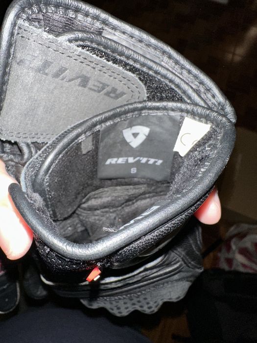 Luvas Revit em pele
