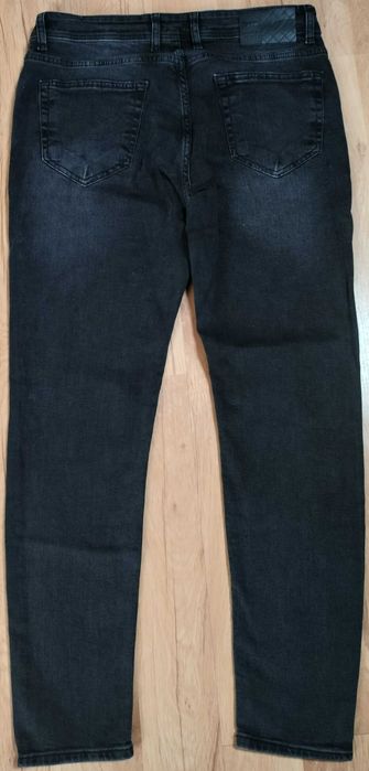 Czarne męskie spodnie jeansy slim fit