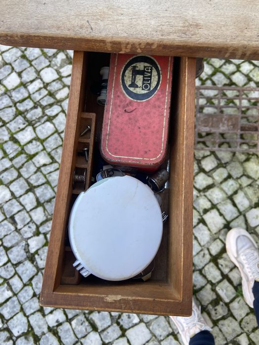 Máquina Costura Oliva CL 46 B antiga