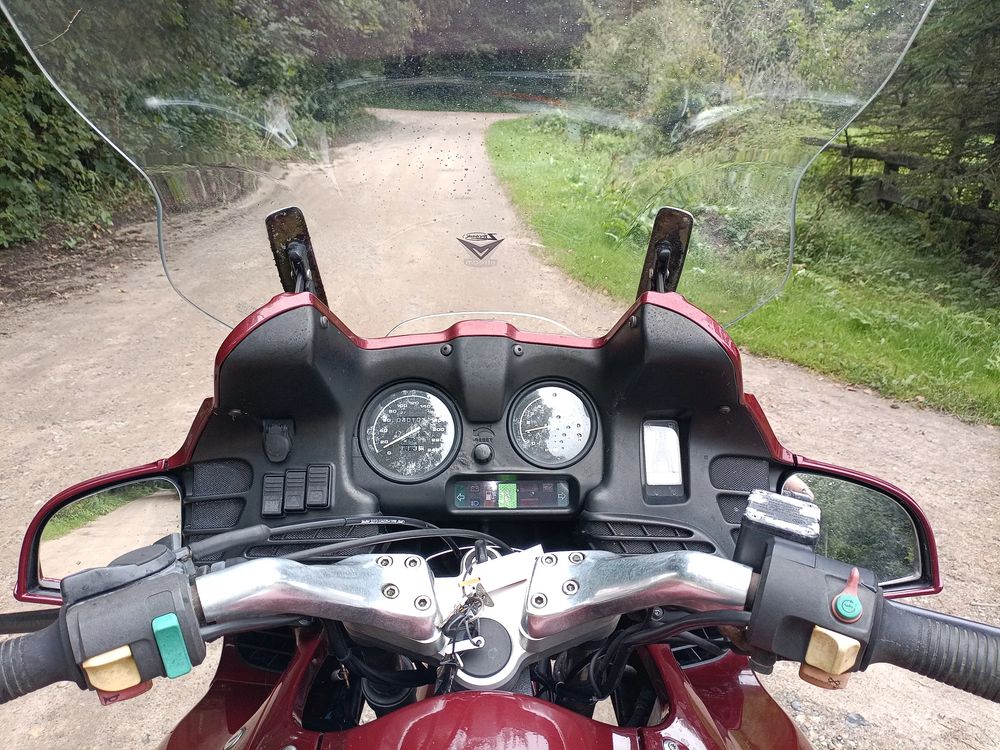 alt