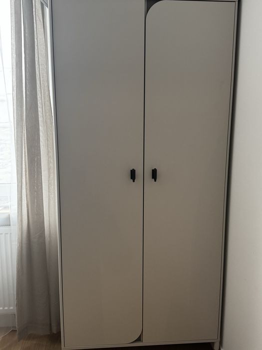 meble na wymiar,  zabudowy meblowe poddasz , garderoby.