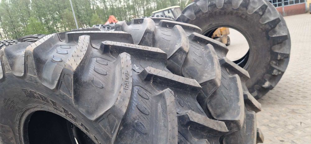 520/70r38 18.4r38 18.4-38 460/85R38 BKT 99% bieznik