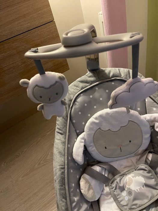 Крісло-шезлонг 2 в 1 Ingenuity Cuddle Lamb