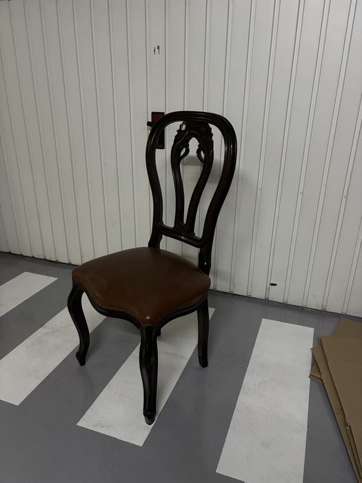 4 cadeiras de mesa de sala