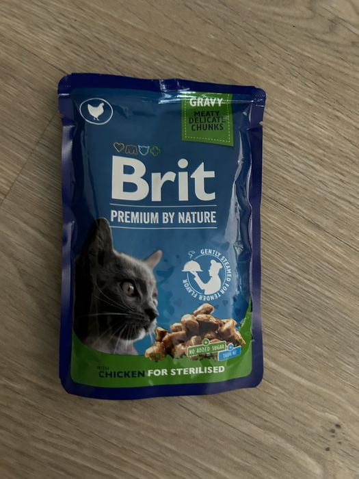 Корм вологий brit premium з різними смаками