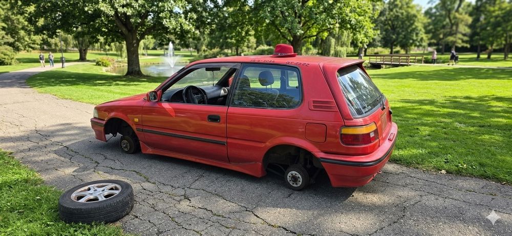 Toyota Corolla 1.3 EE90 XL GL Peças