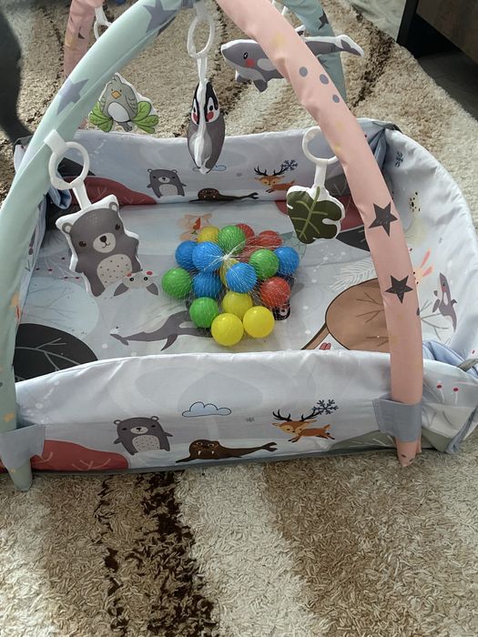 Дитячій розвиваючий килимок