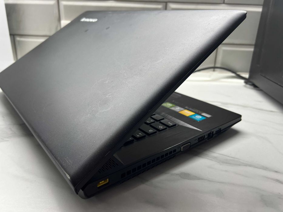 Lenovo G710 Core i5-4210M/8Гб ОЗУ/1Tb HDD/GT 820M/17.3" HD+