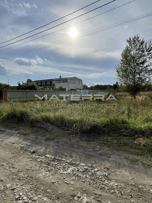 Данилівка продам ділянку 15 сот. Поруч ліс та озеро!