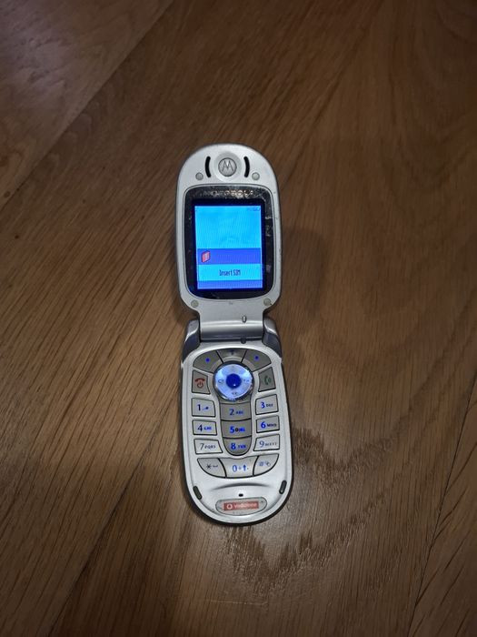 Motorola V525 2 sztuki - kolekcjonerskie antyki