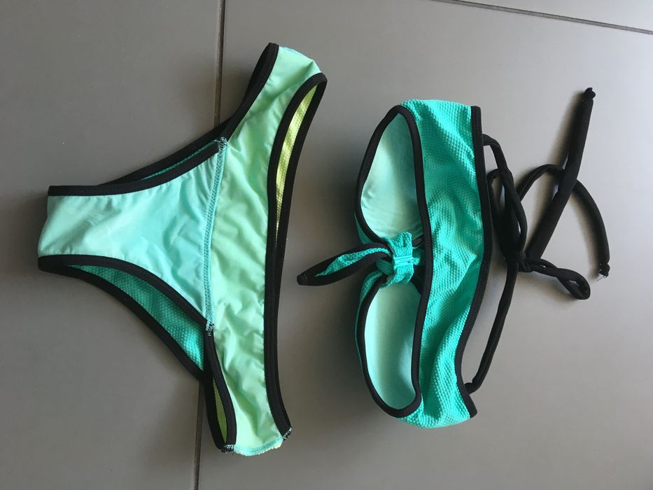 Biquíni cor Turquesa e Verde d’ Água