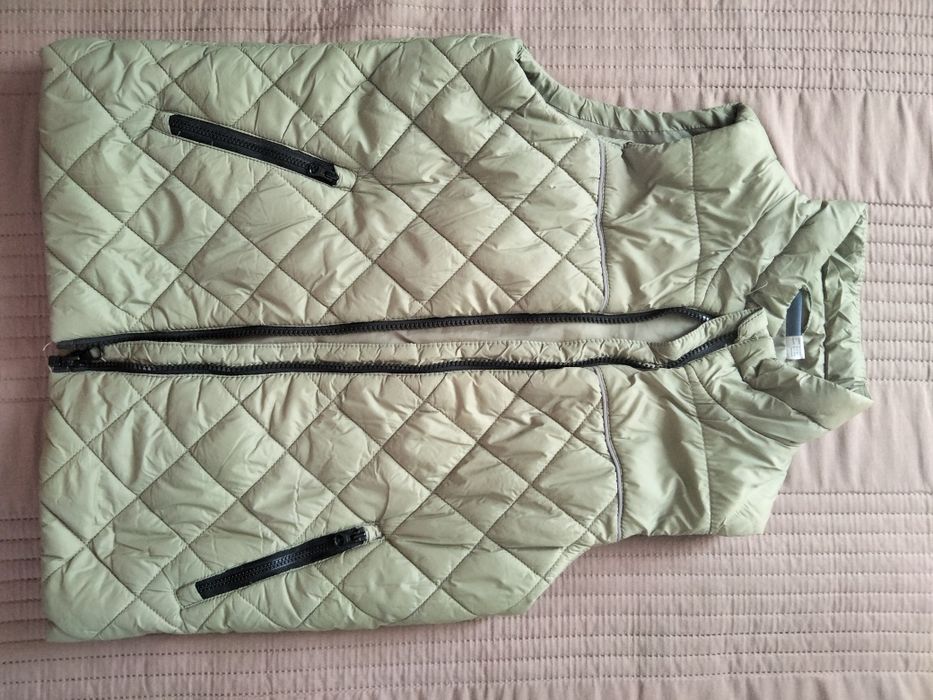 Продам на хлопчика 148-152