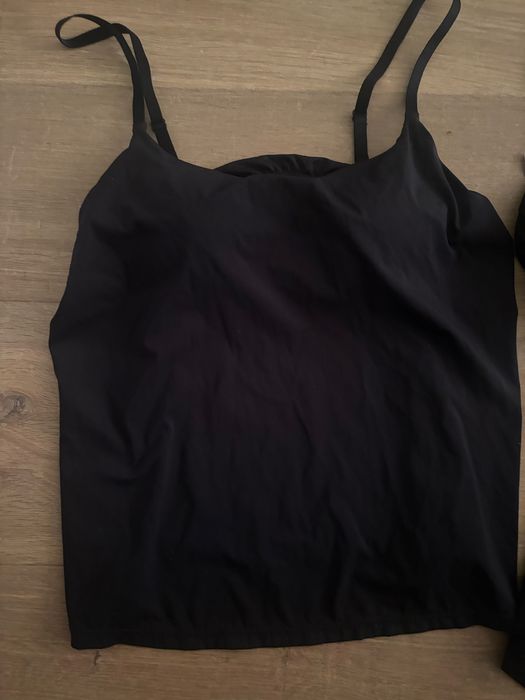 купальнік, майка та шорти