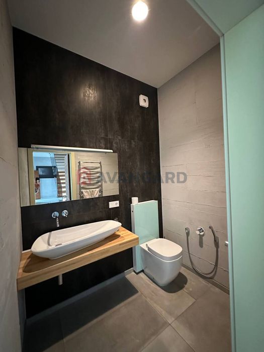 Сучасний маєток у Волоському- простір, комфорт і повна автономія!