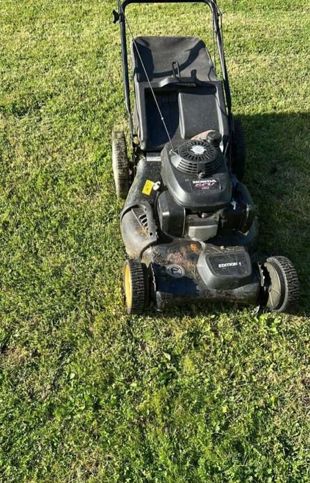 Kosiarka spaliwa honda