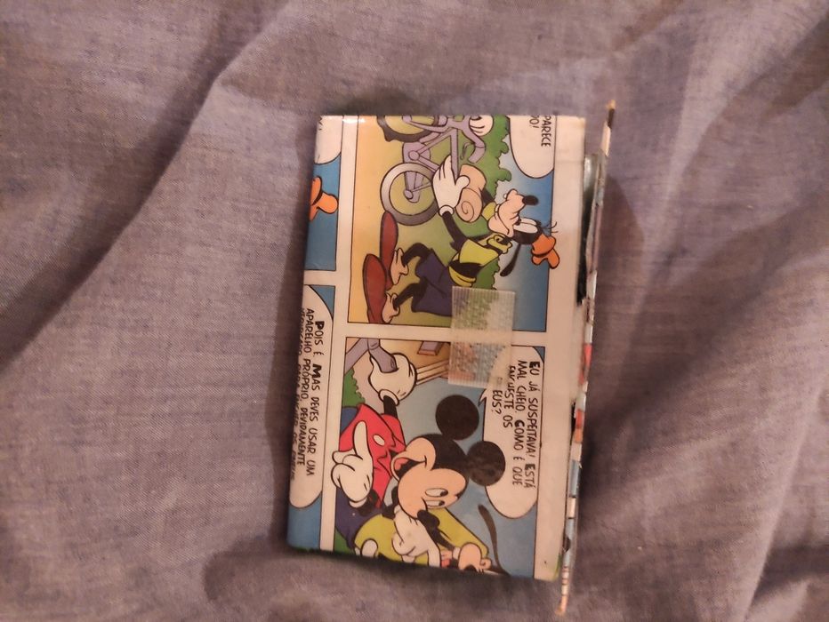 Carteira feita de pacote de leite