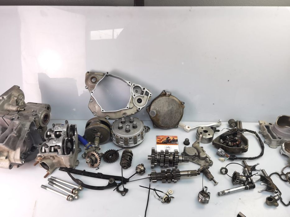 Silnik skrzynia kartery tryby kawasaki kxf 250 06r części