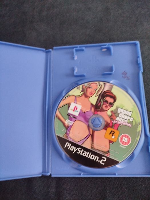 Gra GTA na ps 2   18+