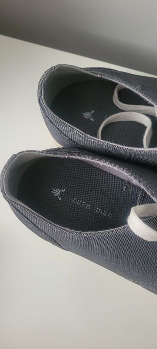 Letnie, sznurowane loafersy od Zary