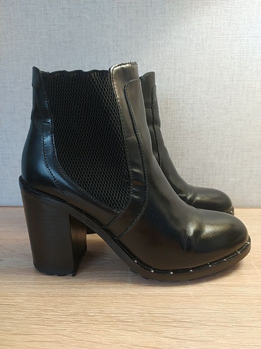 Ботинки Черевики Max&Co 36 розмір