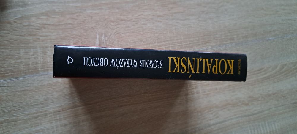 Słownik wyrazów obcych książka