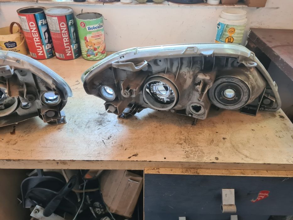Lampy Toyota Corolla e12