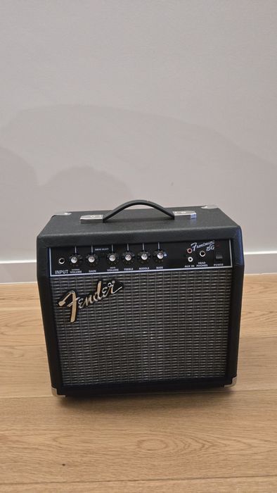 Fender Frontman 15G