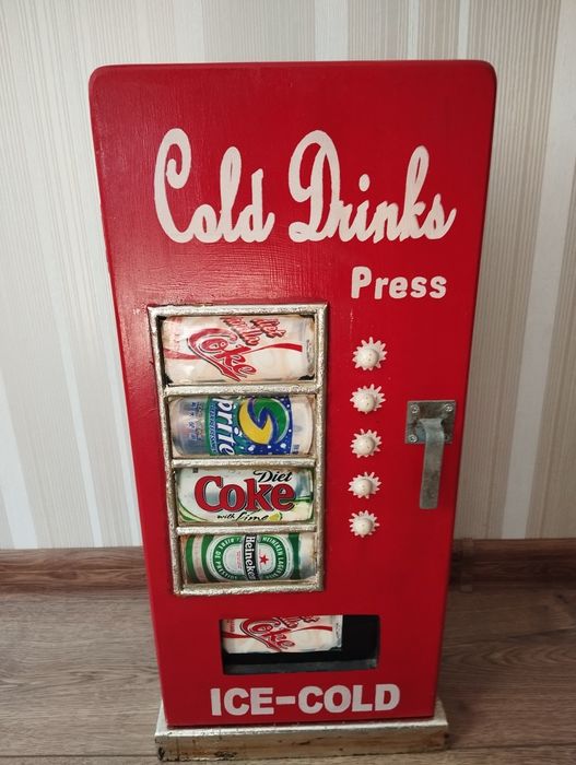 Декоративна шафа для ключів у ретро-стилі