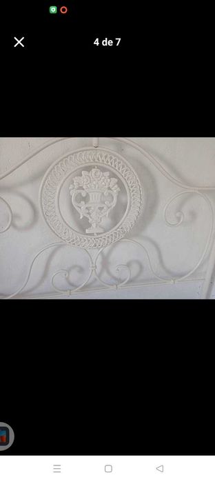 Cama de ferro antiga