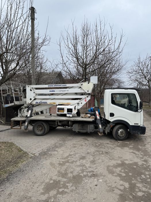 Автовышка Сумы Аренда автовышки 17 и 22  метра