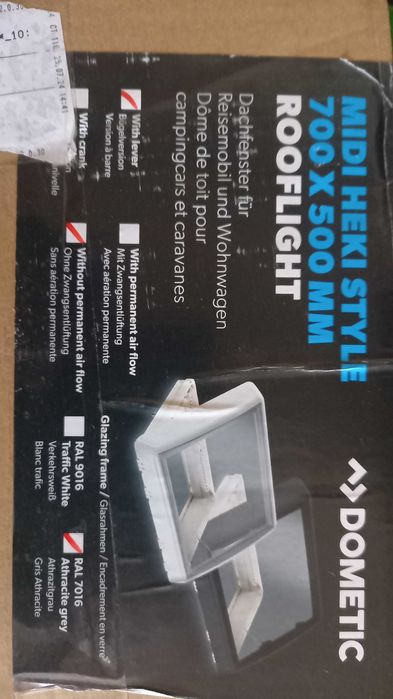 SUPER okno dachowe do przyczepy lub kampera