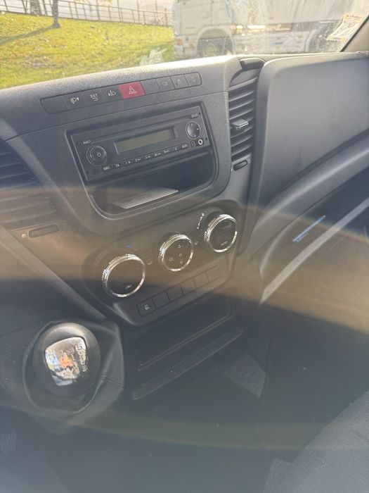 Carrinha iveco 35-150