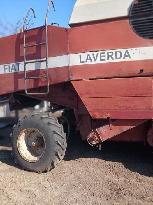 Продам Комбаин  Лаверда 3890
