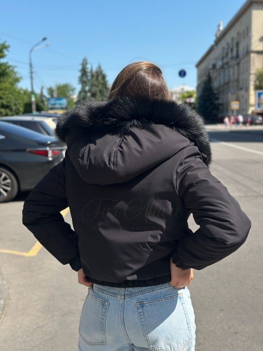 Жіночий зимовий чорний бомбер куртка з хутром песця.  42-60 рр