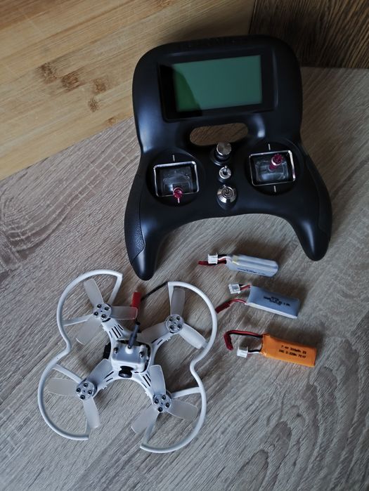Dron FPV EMAX Babyhawk 85mm /2,3' + Aparatura Turnigy Evolution