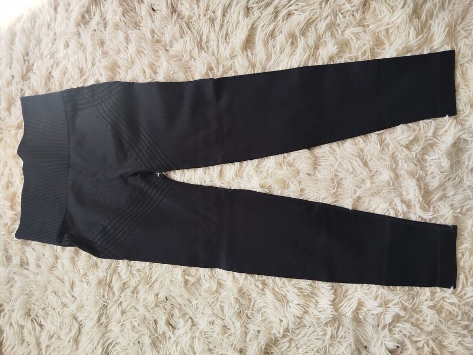 Legginsy LUNARE czarne
