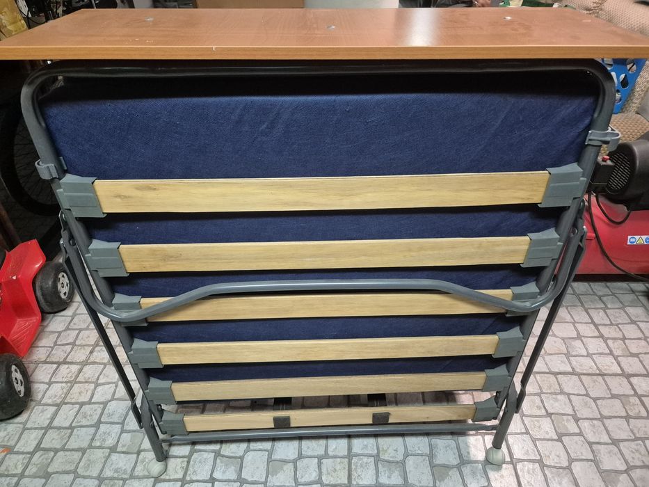 Vendo Divã pouco Usado