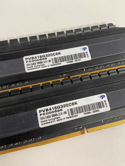 16 GB   DDR4 Patriot VIPER  3200MH