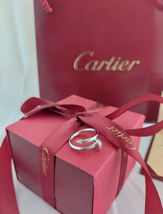 Золотое кольцо Juste un Clou (Гвоздь) в стиле Cartier