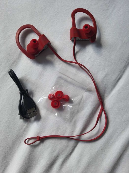 Słuchawki bezprzewodowe ISY IBH-3500-RD Czerwony