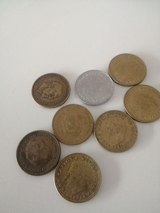 Vendo lote de 21 moedas (pesetas e escudos) (portes incluídos)