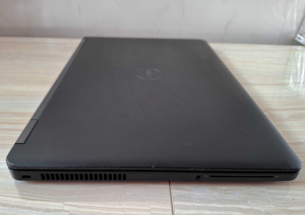 Ноутбук 15.6” Dell E5550 / i5-5300U / 8GB / SSD 240GB / підсвітка