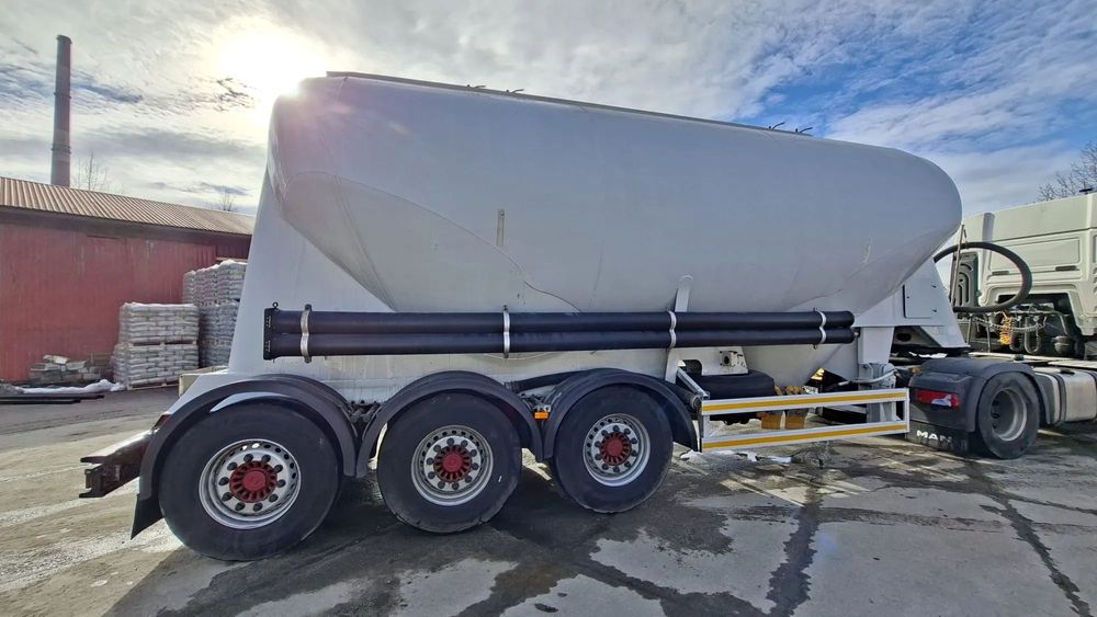 Spitzer SF 2734/2P  Stan dobry, w ciągłej eksploatacji , nowe opony Goodrich,
