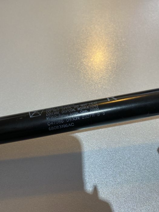 Siłownik Stabilus do Dodge Durango