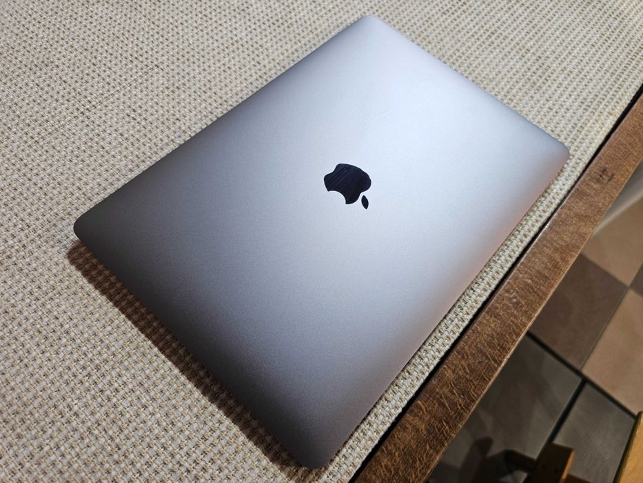 macbook air a1932 - купити ноутбуки - Ціна на OLX.ua
