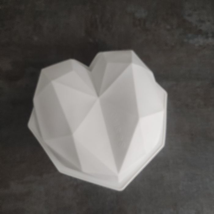 Nóż do biszkoptu i foremka serce