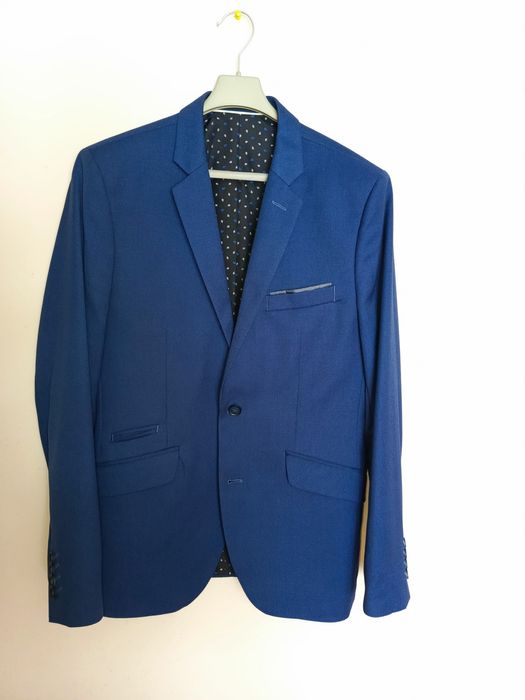 Garnitur męski niebieski M